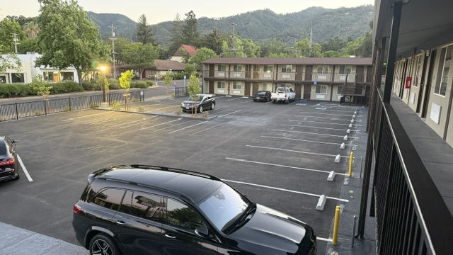 Hotel Exterior and Parking