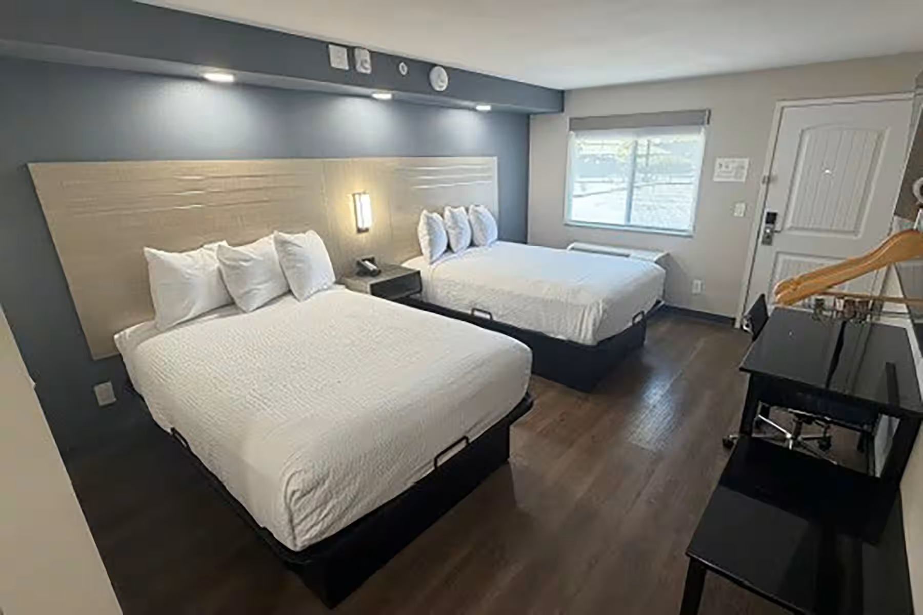 Bright and comfortable Travelodge Double bed